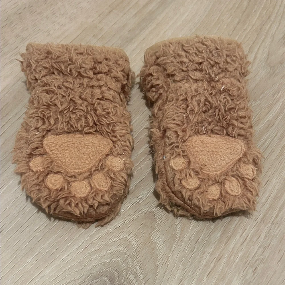The North Face Tan Fuzzy Baby Mittens